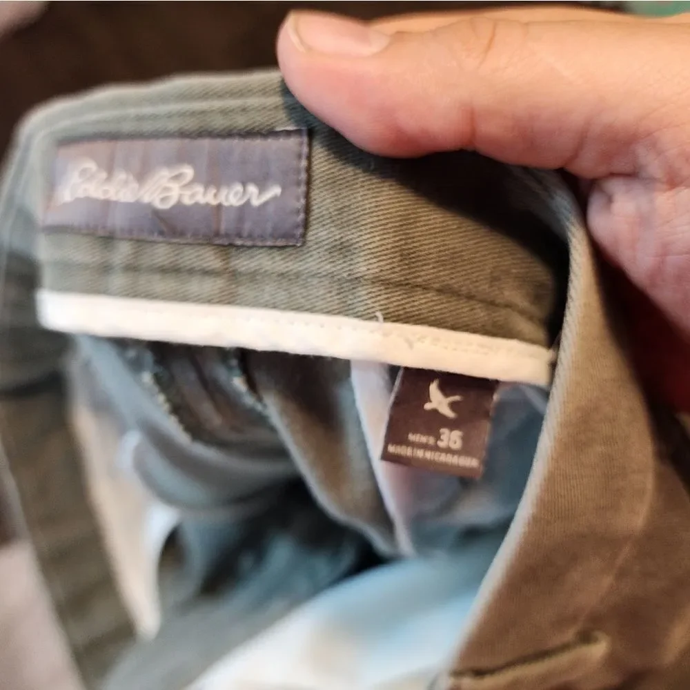 Men's Eddie Bauer chino pants, size 36